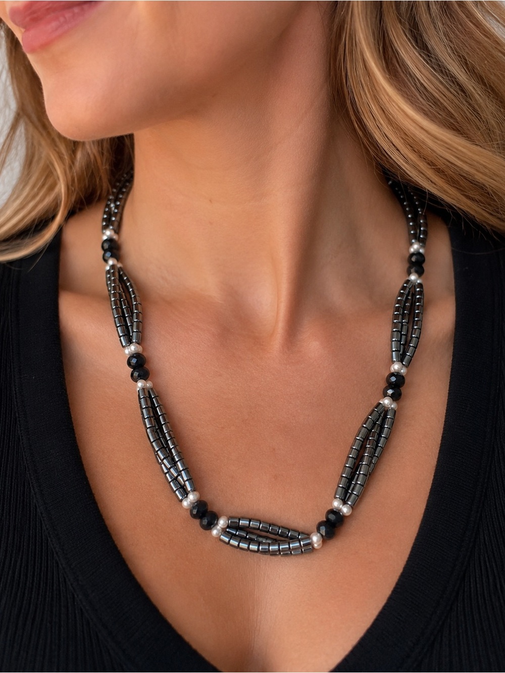 Women's Hematite and Black Glass Beads Pearl-Accent Beaded Necklace